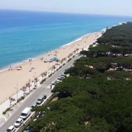 Bravaholidays-250-poblet Апартаменты *